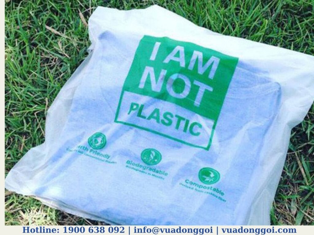 Để sản xuất túi ni lông tự hủy sinh học thì nguyên liệu chính là các loại nhựa polietilen, polipropilen hoặc các loại nhựa polyme